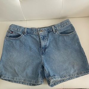 Tommy Hilfiger 2003 jean shorts size 10